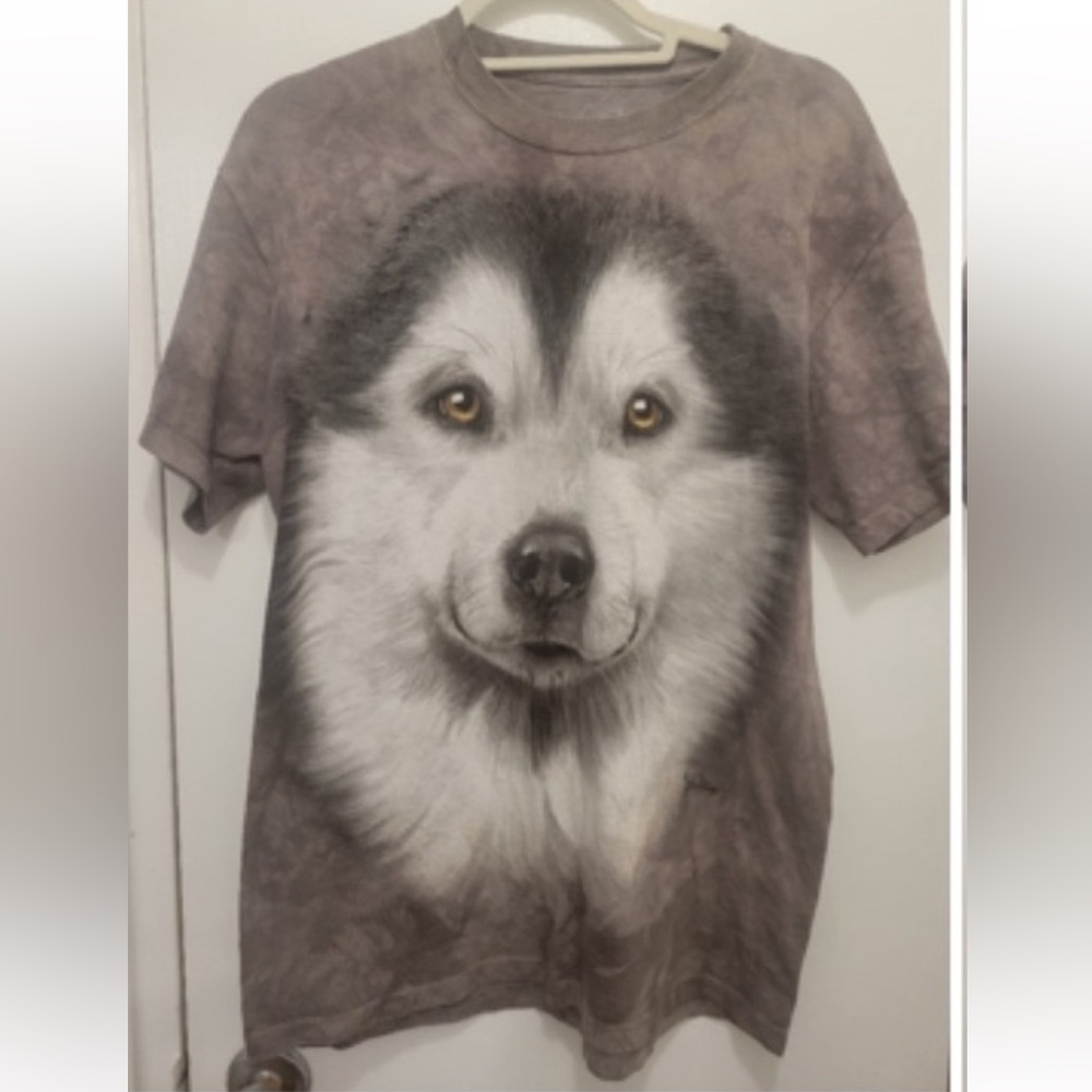 adorable grey dog tee t-shirt 💯 cotton